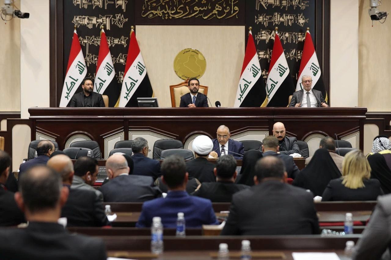 Het Iraakse parlement in Bagdad tijdens de zitting zondag.