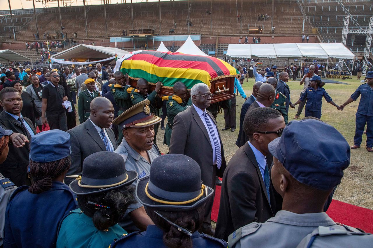 Zimbabwe is te druk met overleven om Mugabe te herdenken 