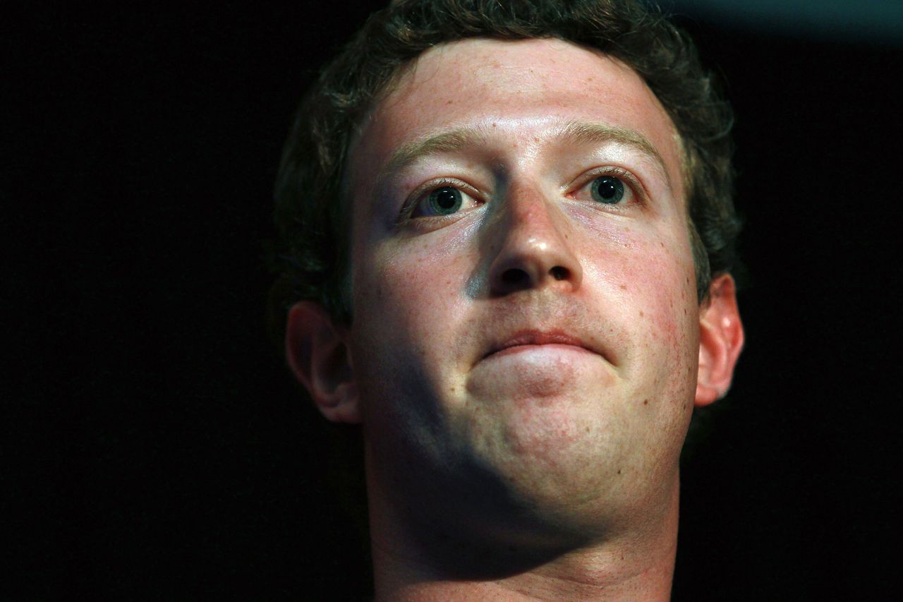 Mark Zuckerberg wilde aanvankelijk alleen achter gesloten deuren verschijnen in Brussel.