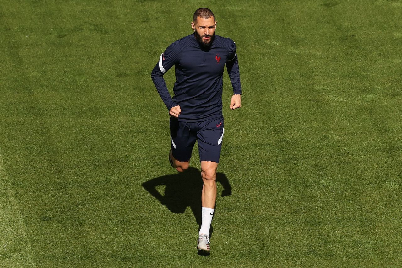 Karim Benzema maandag tijdens een training in München, waar Frankrijk deze dinsdagavond tegen Duitsland speelt.