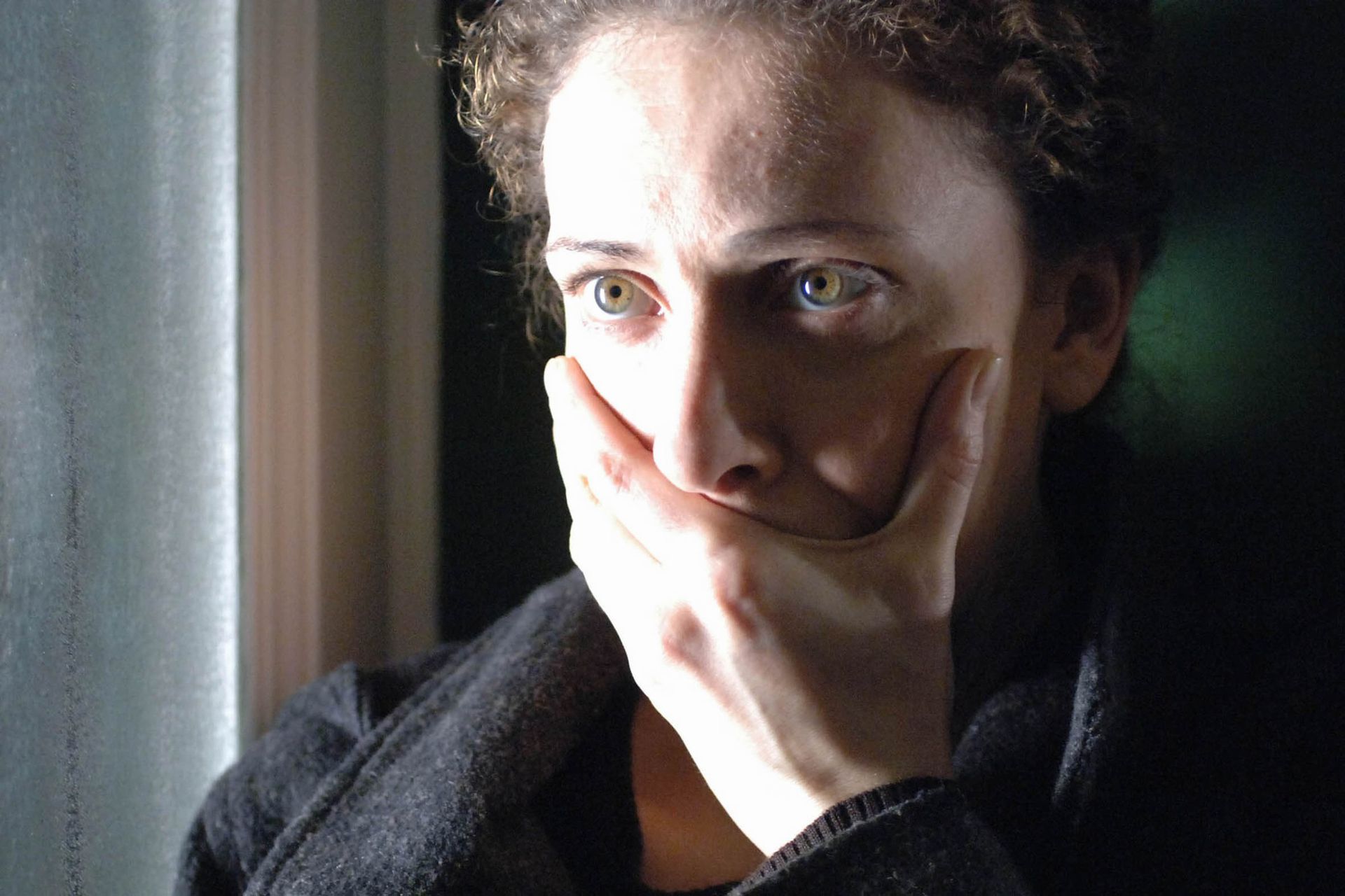 2006 фото. Незнакомка фильм 2006. Незнакомка Ксения Рапопорт. Джузеппе Торнаторе незнакомка. Ксения Раппопорт 2006.