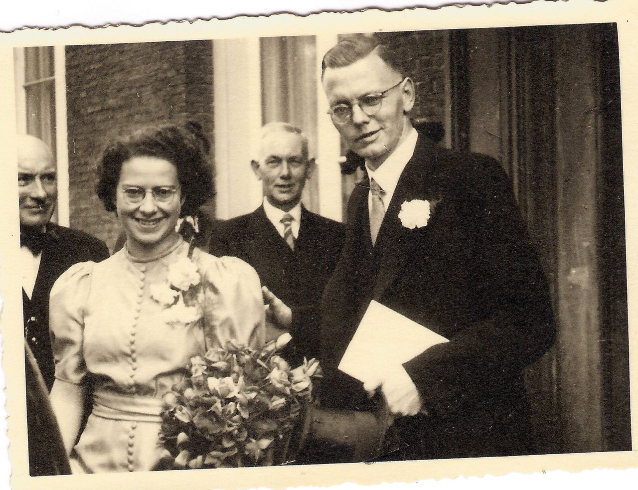Bettie Weijl trouwde meteen na de bevrijding in 1945 met mede-onderduiker Jan Meilof IJben.