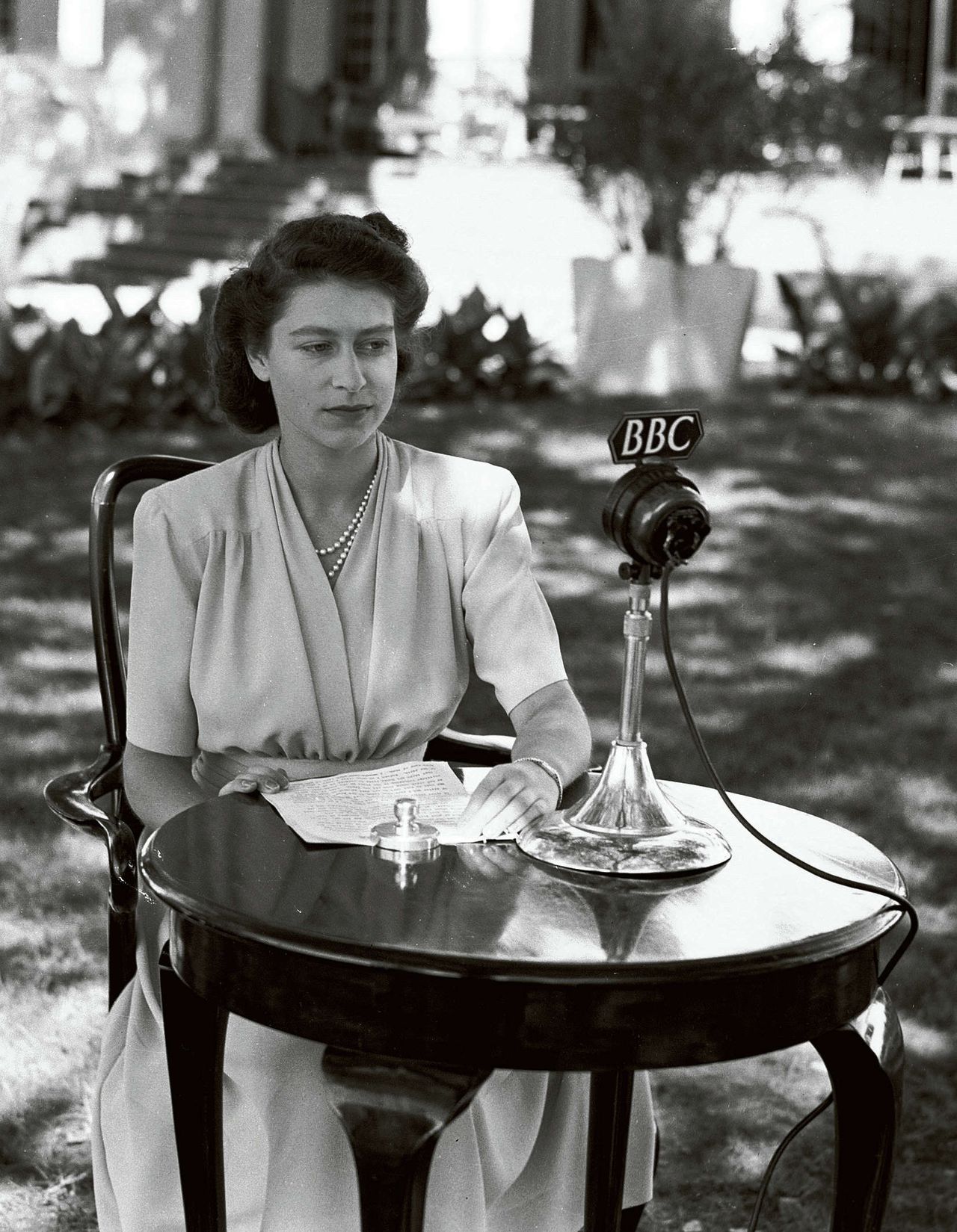 Ander Land Zelfde Koningin Nrc