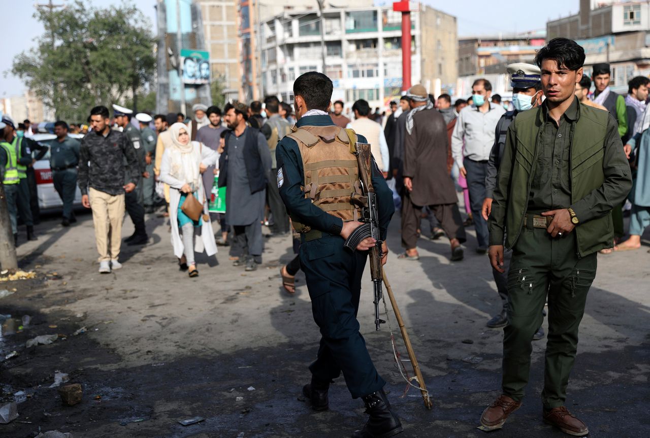 Taliban Schieten 22 Militairen Neer Franse Ambassade Roept Op Afghanistan Te Verlaten Nrc