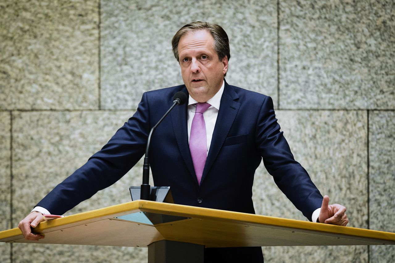 Pechtold beschouwt gift appartement als privékwestie - NRC