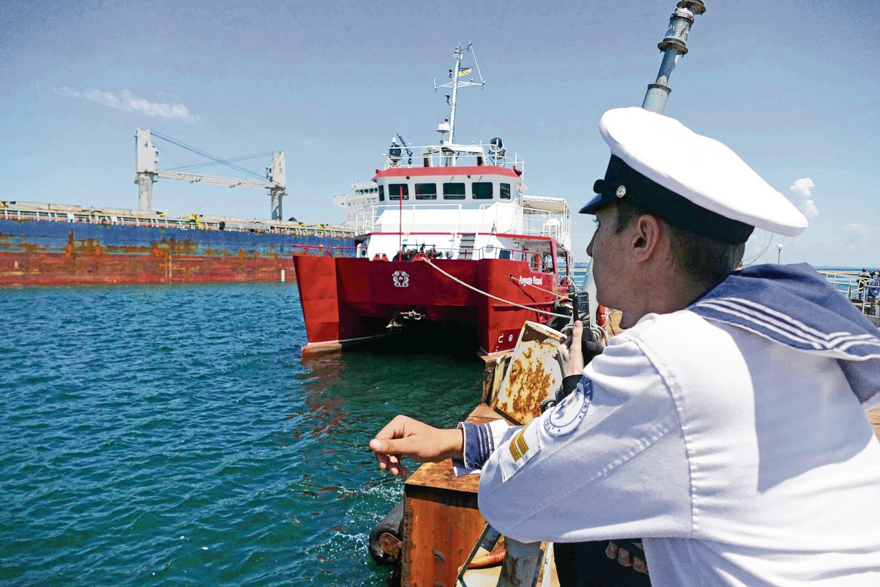 Wereldwijd zijn er ruim 75.000 Oekraïense zeelieden. De internationale zeevaart maakt zich zorgen over de veiligheid van bemanningen.