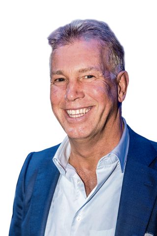 Marcel Boekhoorn Heeft Zijn Eigen Dierentuin Begon Een Krant En Wil Nu Hema Nrc