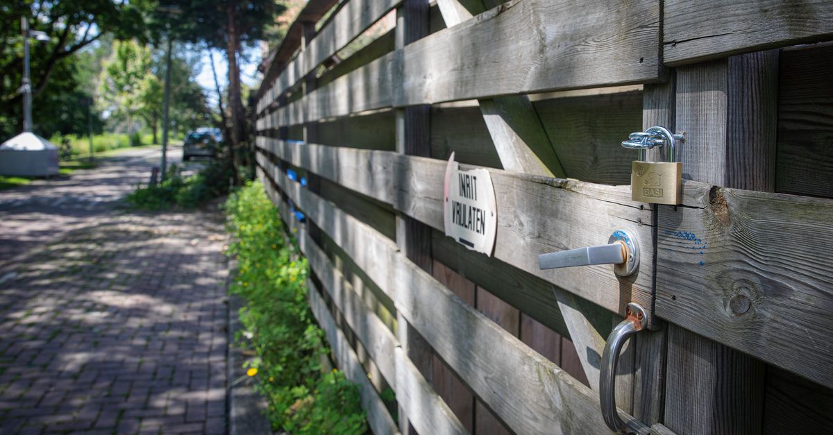 OM eist 11 jaar cel en tbs tegen pleegouders van zwaar mishandeld meisje uit Vlaardingen