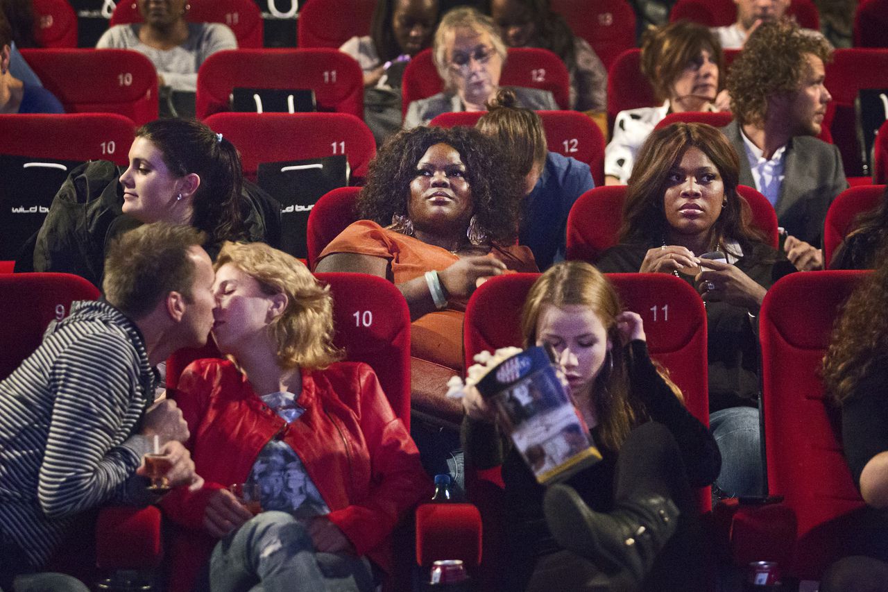 Première in Amsterdam Zuid-Oost van verfilmde roman ‘Alleen maar nette
