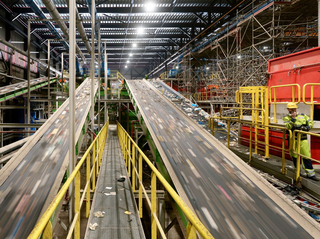 Publieke afvaldiensten teruggefloten: ze gingen te soepel om met de Aanbestedingswet