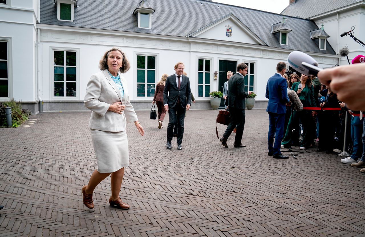 Dutch Asylum Minister's Curfew Idea Stalled by Lack of Legal Basis