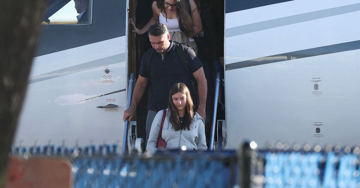 Jason Miller Arranged Flávio Bolsonaro's Private Jet