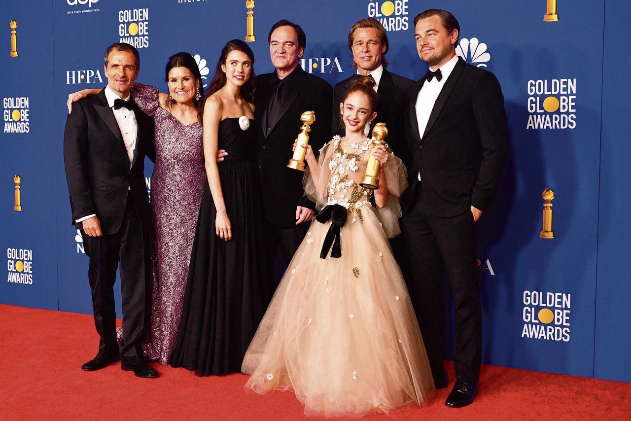 Winnaars Quentin Tarantino en de cast van Once upon a time in Hollywood (links) en actrice Olivia Colman uit de dramaserie The Crown.