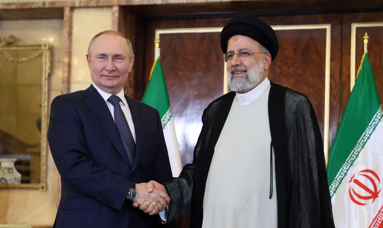 Het Witte Huis stelde in juli al dat Iran honderden onbemande vliegtuigen zou leveren aan Rusland.
