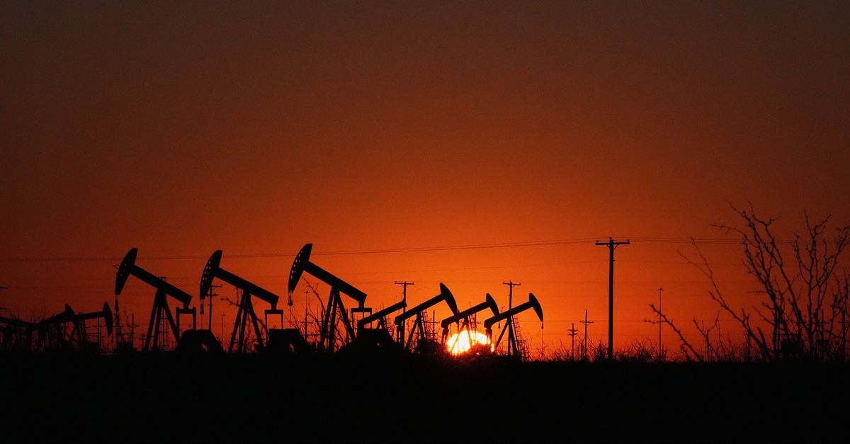 Olieprijs voor het eerst sinds mei onder de 60 dollar per vat