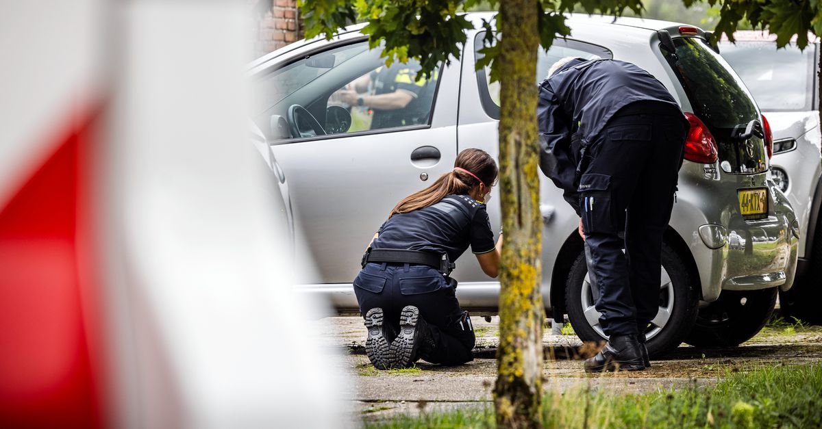 Van Weel noemt geweld in Overasselt ‘ongekend en nieuw’, bewoners van het dorp mogen weer naar buite
