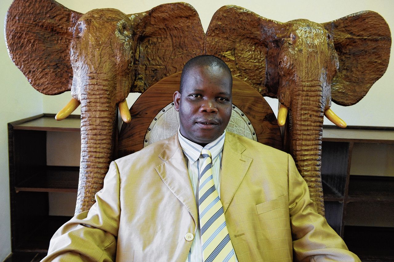 Venda-koning Toni Mphephu Ramabulana, hoofdverdachte in de corruptiezaak.
