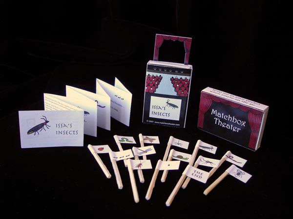 Een poppenkast in een luciferdoosje, dat is een ‘Matchbox Theater’. Elk theater wordt geleverd met een een podium, veertien luciferpoppetjes en een script. Bestellen kan via www.leafcutterdesigns.com. Prijs vanaf 8 dollar.