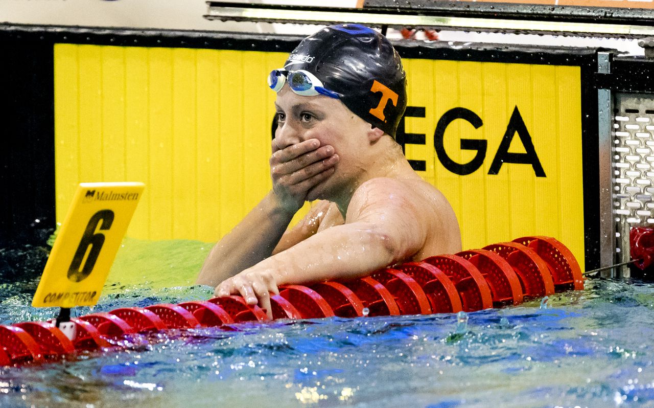 Toussaint vorig jaar na de 50 meter rugslag tijdens de Swim Cup Eindhoven.