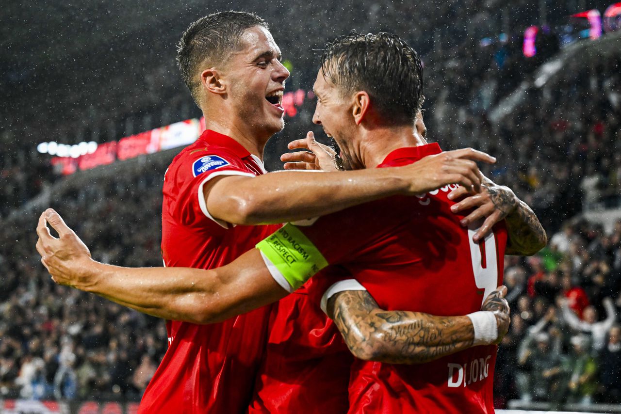 Vloeiend en verbeten zet PSV een belangrijke stap naar het hoofdtoernooi van de Champions League: 4-1 tegen Sturm Graz 