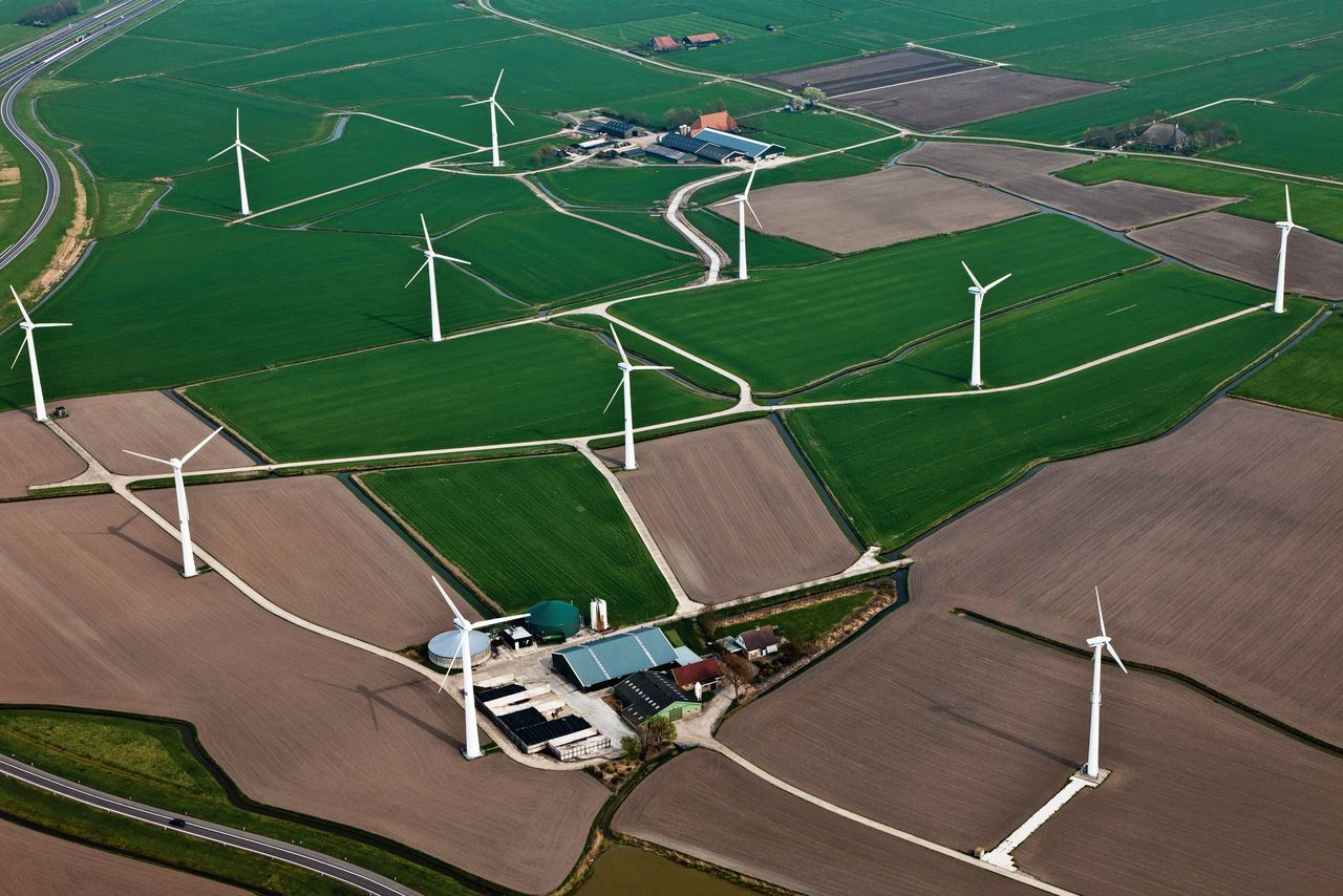 Windmolens in Friesland. De revolverende fondsen zijn veelal gericht op innovatie, beginnende bedrijven en verduurzaming.