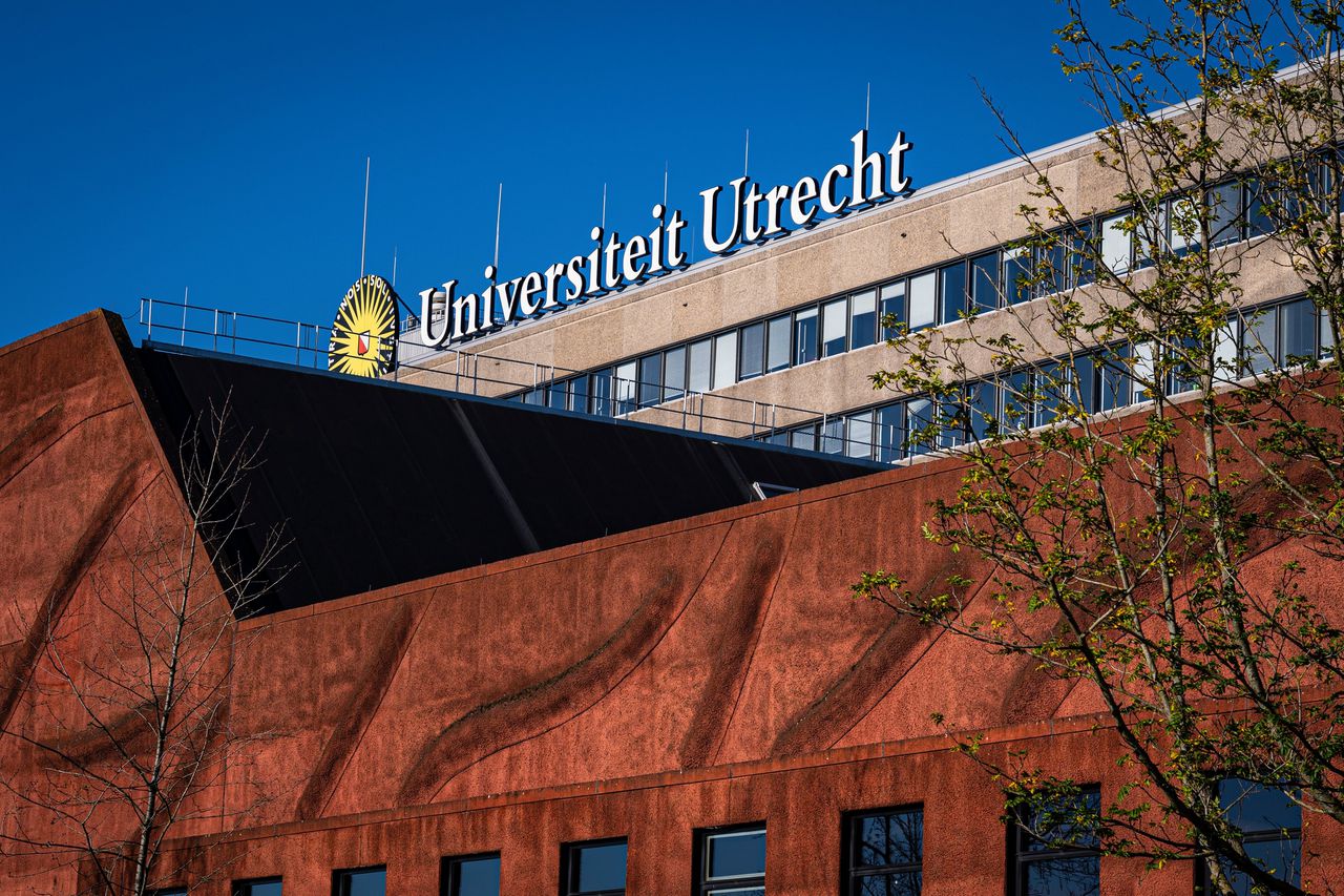 De leiding van de Universiteit Utrecht belooft de plannen eerst nader te zullen toelichten voor de deelname aan het diversiteitsproject wordt hervat.