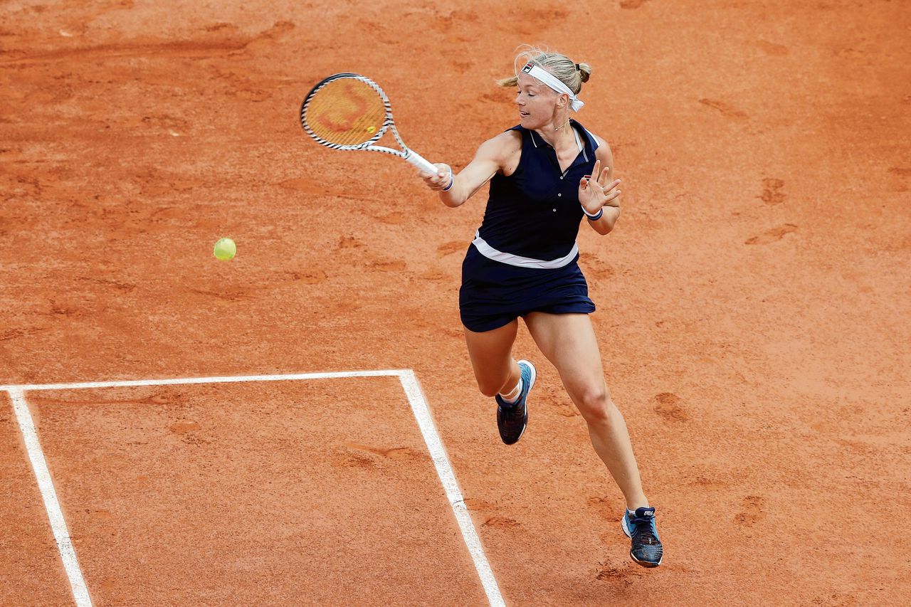 Kiki Bertens, hier in haar nieuwe outfit, versloeg maandag in de eerste ronde van Roland Garros Pauline Parmentier.