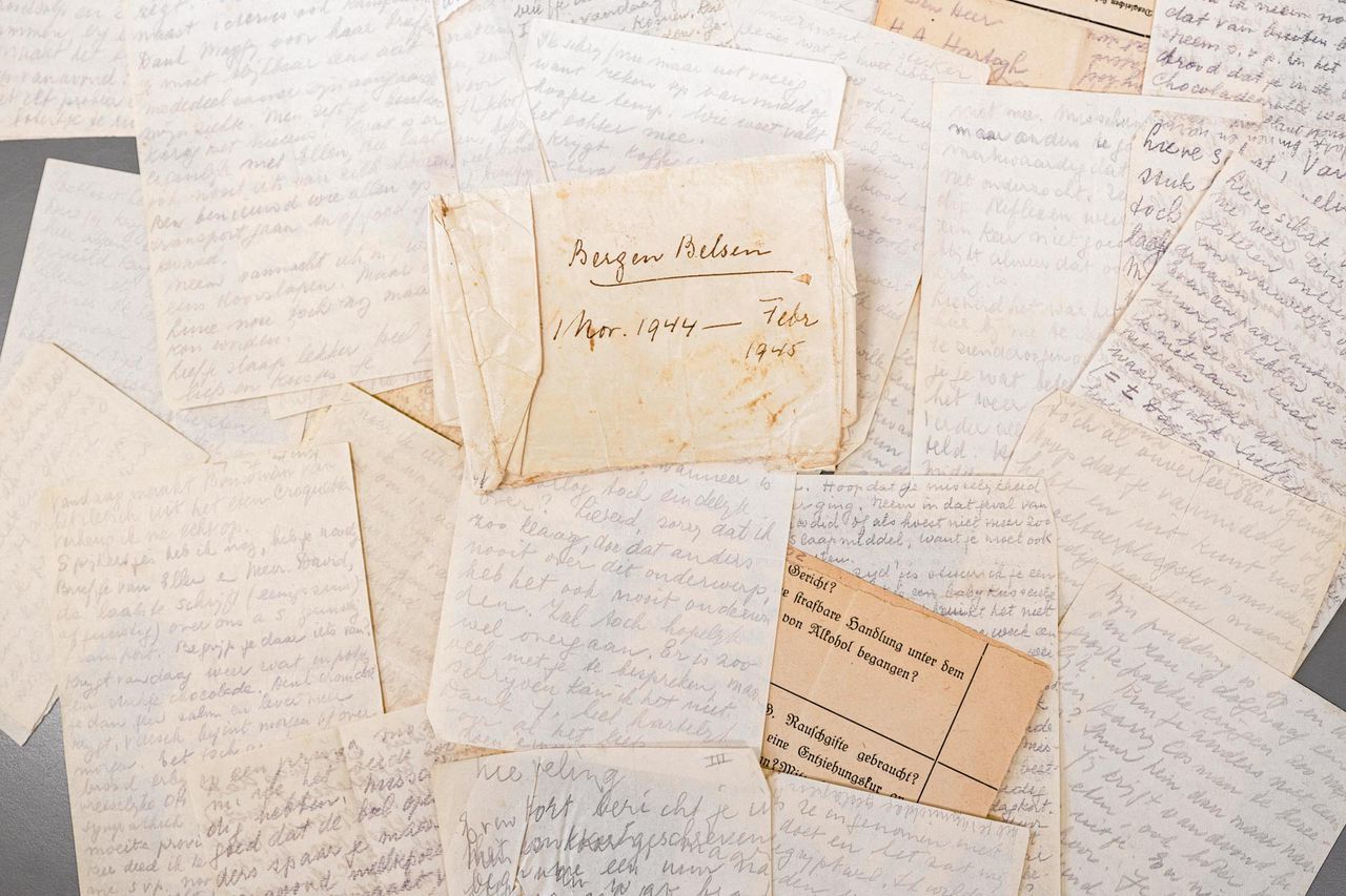 Liefdesbrieven in Bergen-Belsen: ‘Zal ik eens spugen op zo’n briefje en jij likken?’ 