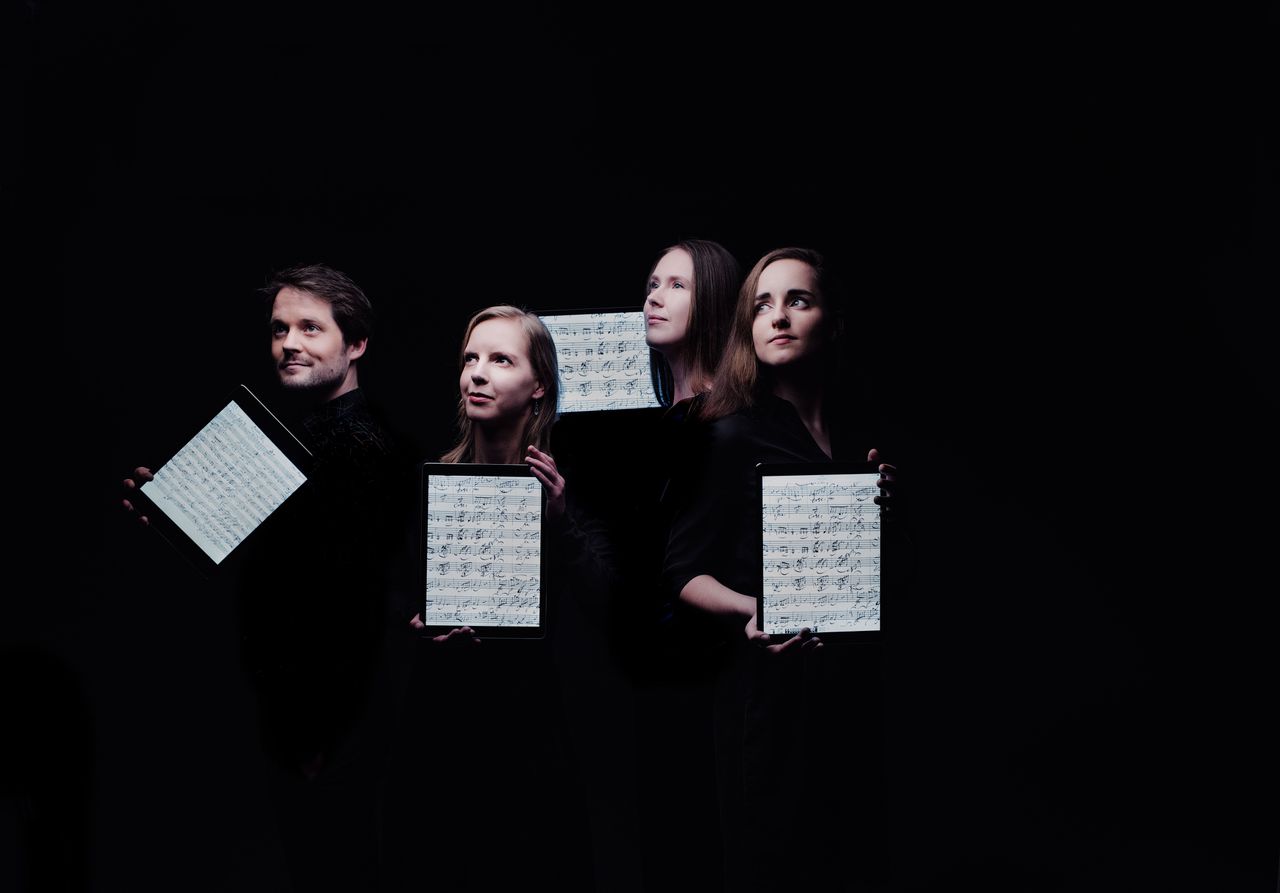 Dudok Quartet, met David Faber (links, cello), Judith van Driel (eerste viool), Marleen Wester (tweede viool) en Marie-Louise de Jong (altviool).