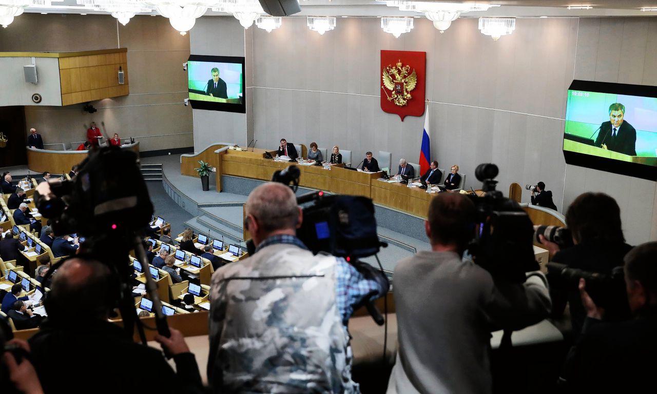 Russische senatoren: het Westen wil de regering in Moskou omverwerpen 
