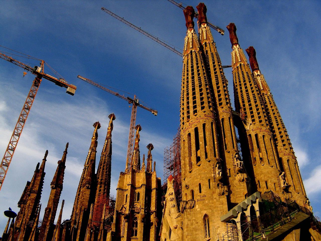 Grote projecten kan je best beginnen, al is de toekomst ongewis, vindt Heffernan. Zoals de kathedraal van Gaudi in Barcelona.