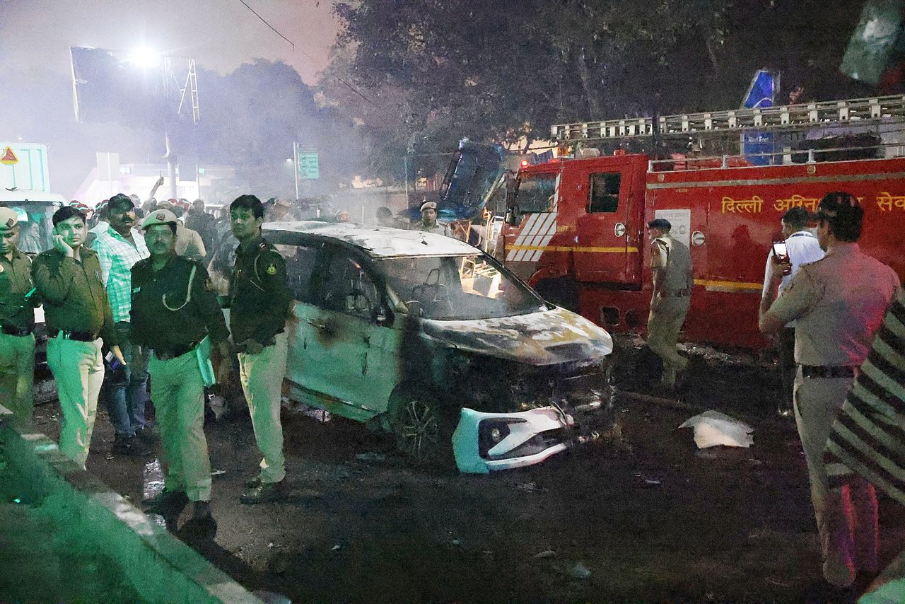 Car explodes in New Delhi, at least 8 dead