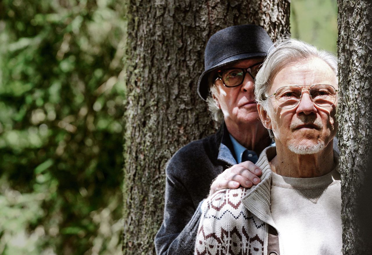 Caine (achter) en Keitel in Sorrentino's Youth