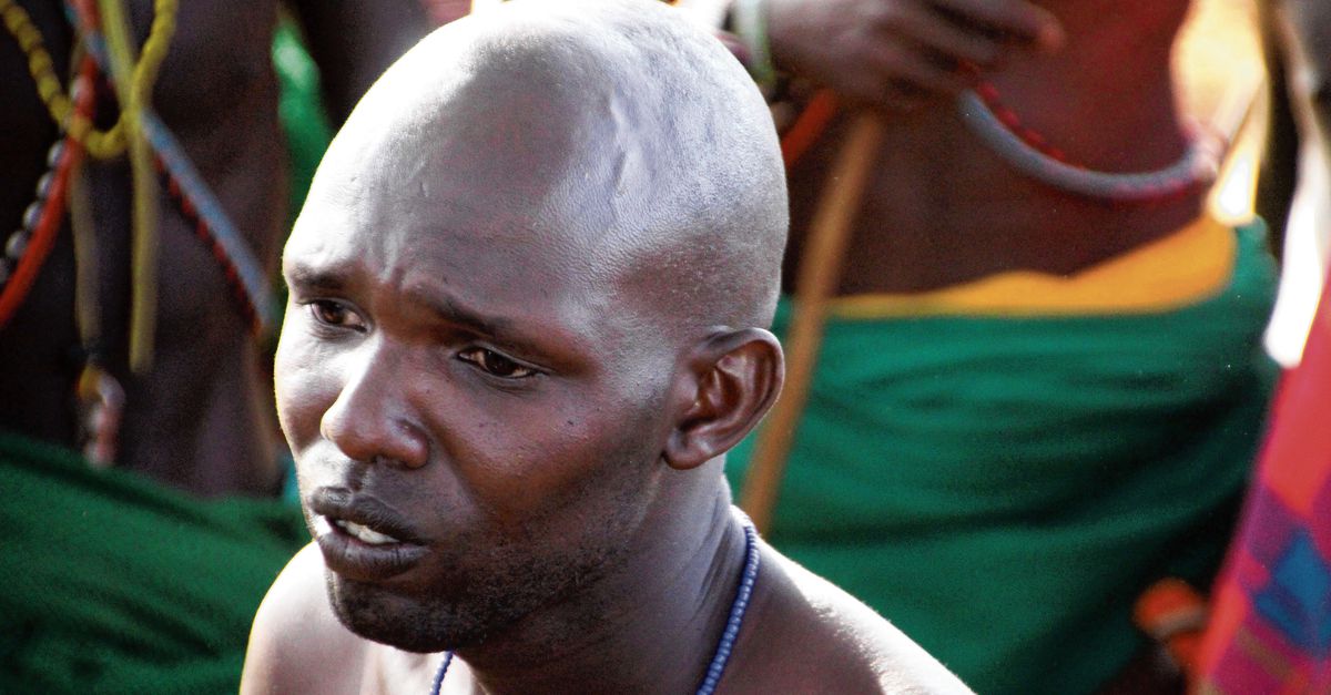 Een Samburu toont geen pijn, geen vrees, alleen maar trots - NRC