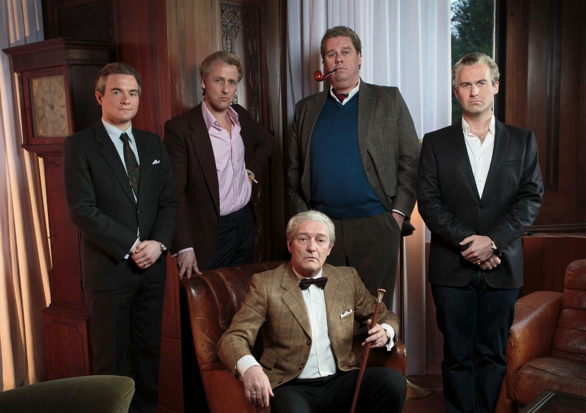 De cast van De Maatschap: Pierre Bokma (midden) als de vader, met zijn zonen: (vanaf links) Xander van Vledder, Daan Schuurmans, Diederik Ebbinge en Guy Clemens.