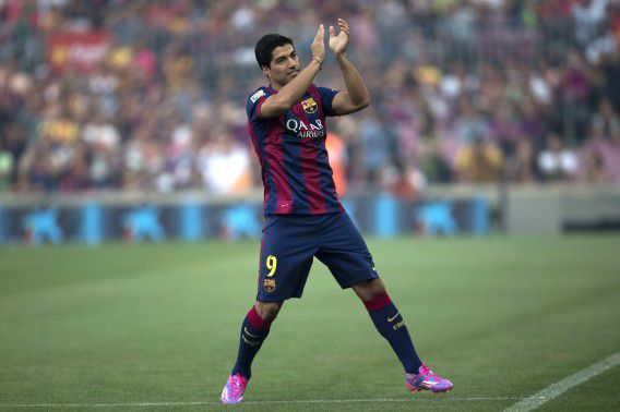 Luis Suarez bij zijn presentatie voorafgaand aan het oefenduel van FC Barcelona tegen het Mexicaanse Club Leon.