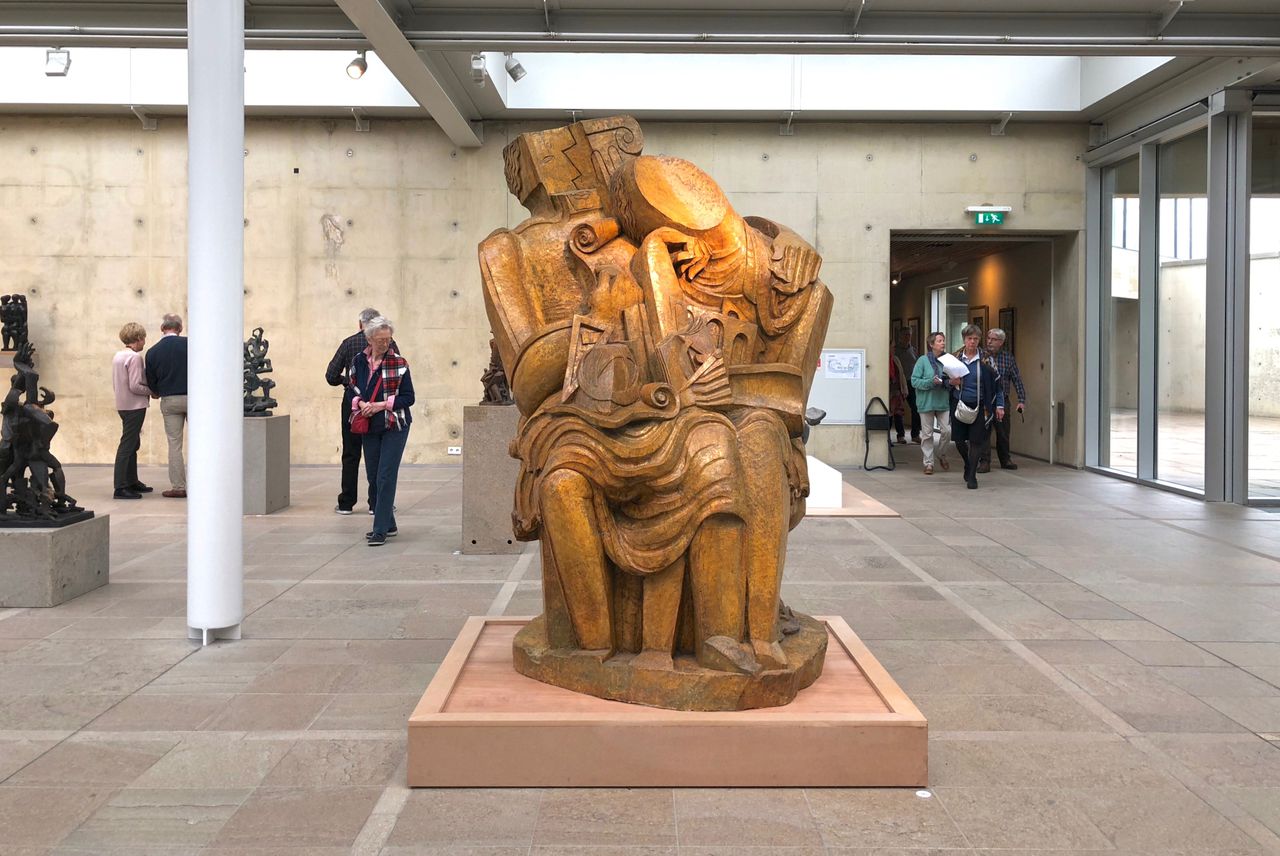 Nadere kennismaking met de maker van de ‘Verwoeste stad’ - NRC