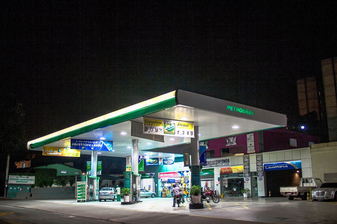 Een benzinestation van Petrobras in Sao Paulo.