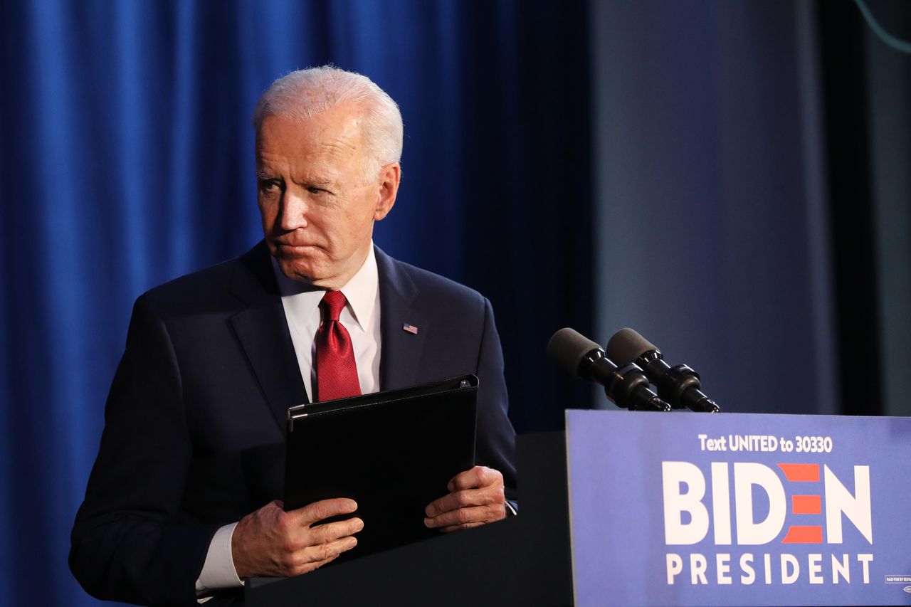 Presidentskandidaat Joe Biden na een toespraak op 7 januari.