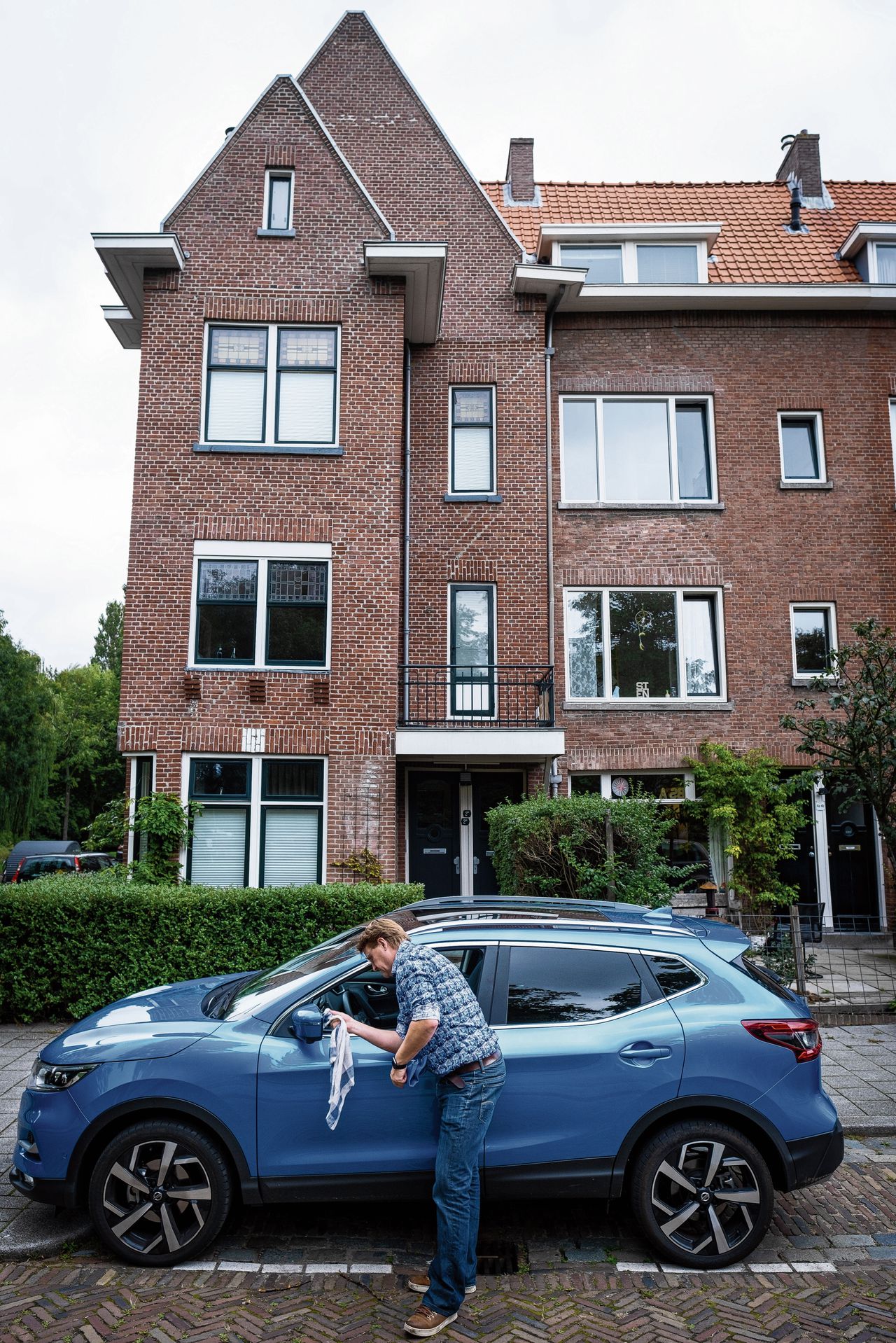 Rotterdam loopt flink achter met deelauto’s 