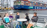 Amerikaanse bedrijven exporteerden in 2024 meer naar de EU dan naar elke andere handelspartner. Containers in de Rotterdamse haven. 