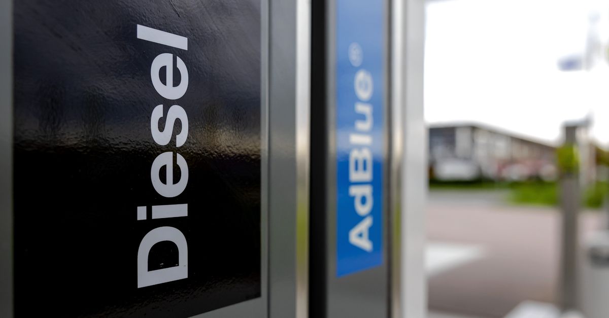 Tanken dinsdag weer duurder: prijs liter diesel op hoogste niveau ooit