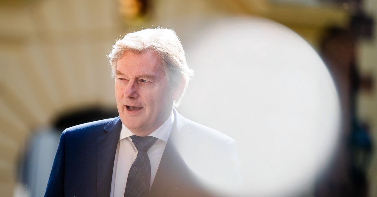 Oud-minister Martin van Rijn voorzitter onderzoek misstanden binnen ...