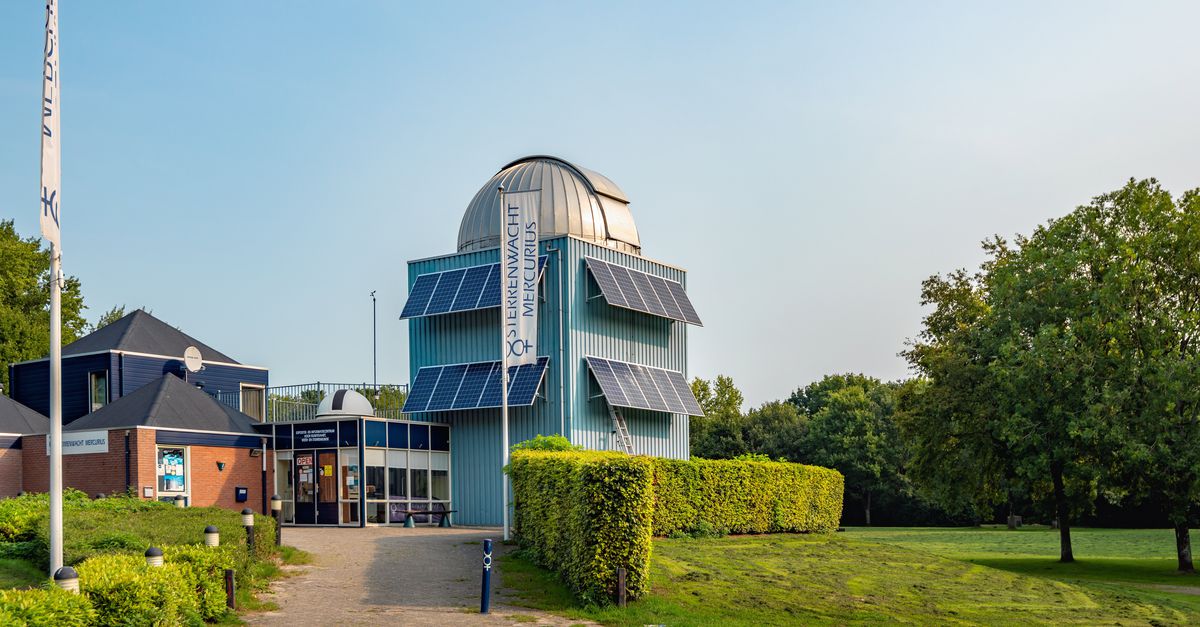 Nog op zoek naar een plek om de zonsverduistering te bekijken? Dit zijn bijzondere locaties die vanavond open zijn