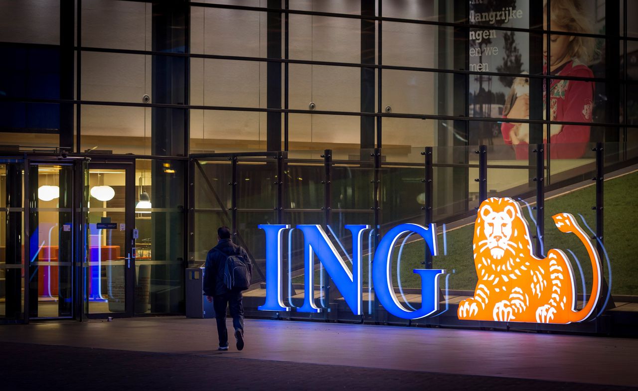 Het hoofdkantoor van ING in Amsterdam. Het gerechtshof onderzoekt een witwaszaak waarbij ING betrokken was.