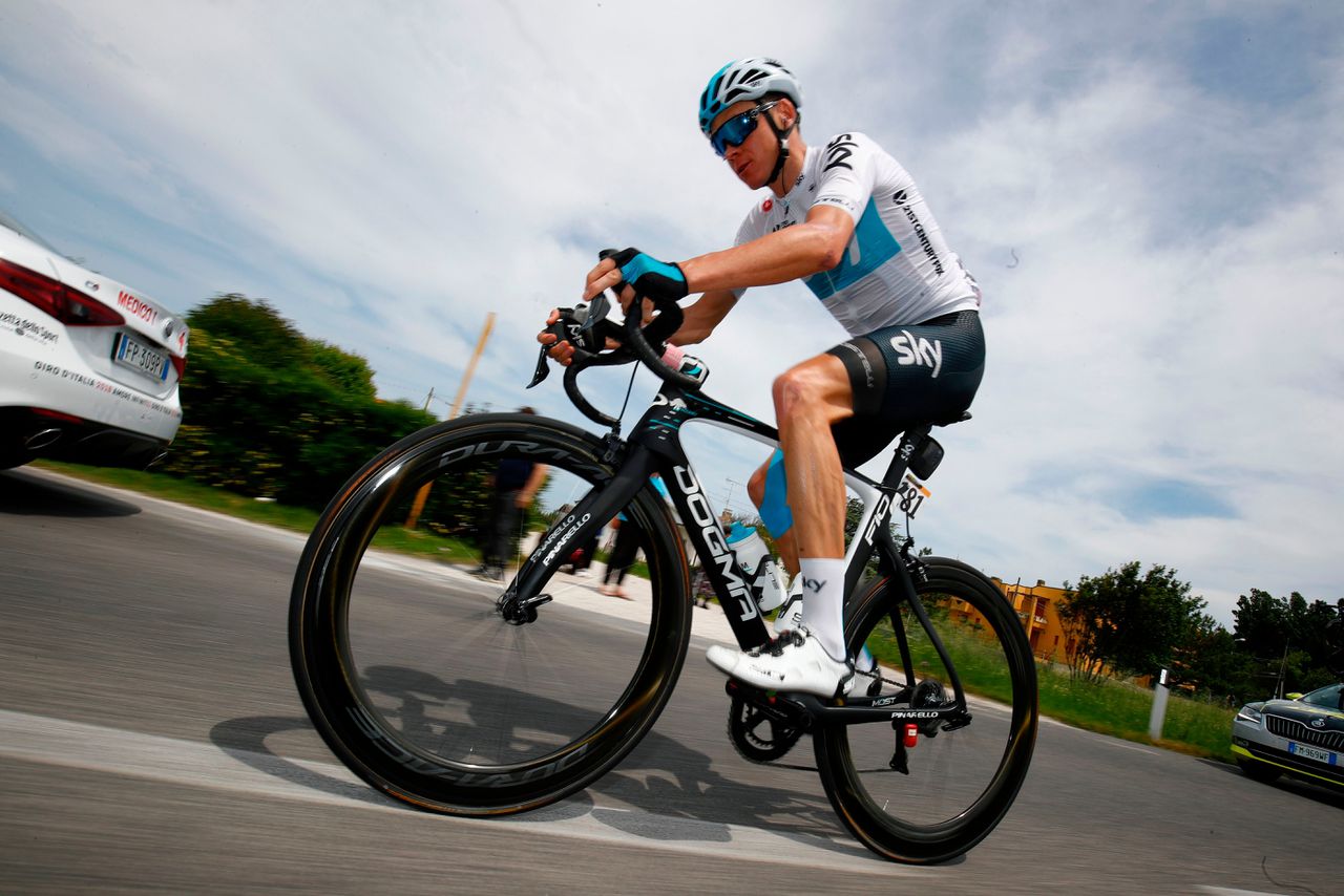 Froome in actie tijdens de twaalfde etappe van de Giro d'Italia, vorige maand tussen Osimo en Imola.