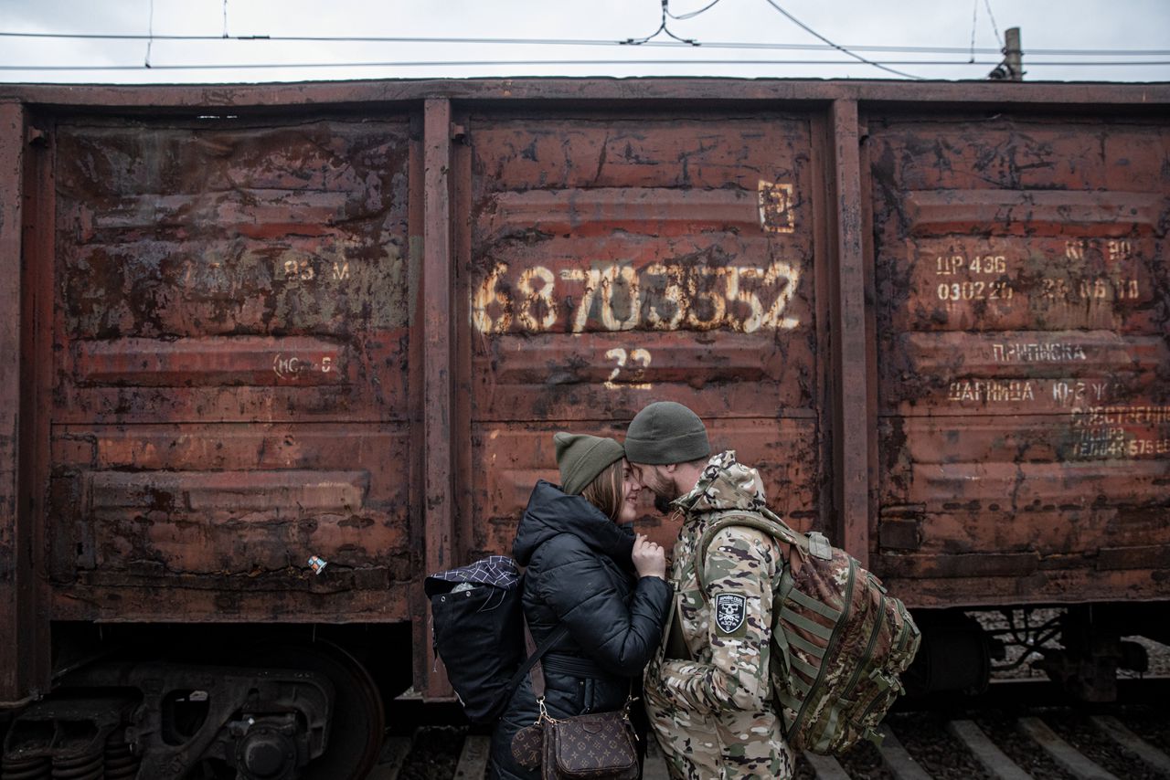 Soldaten bij Kramatorsk hebben ‘alleen nog hun lichamen’ om de frontlinie op zijn plek te houden 