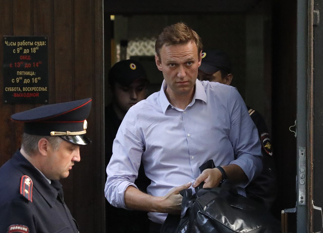 Navalny lanceert vanuit de cel nieuwe partij 