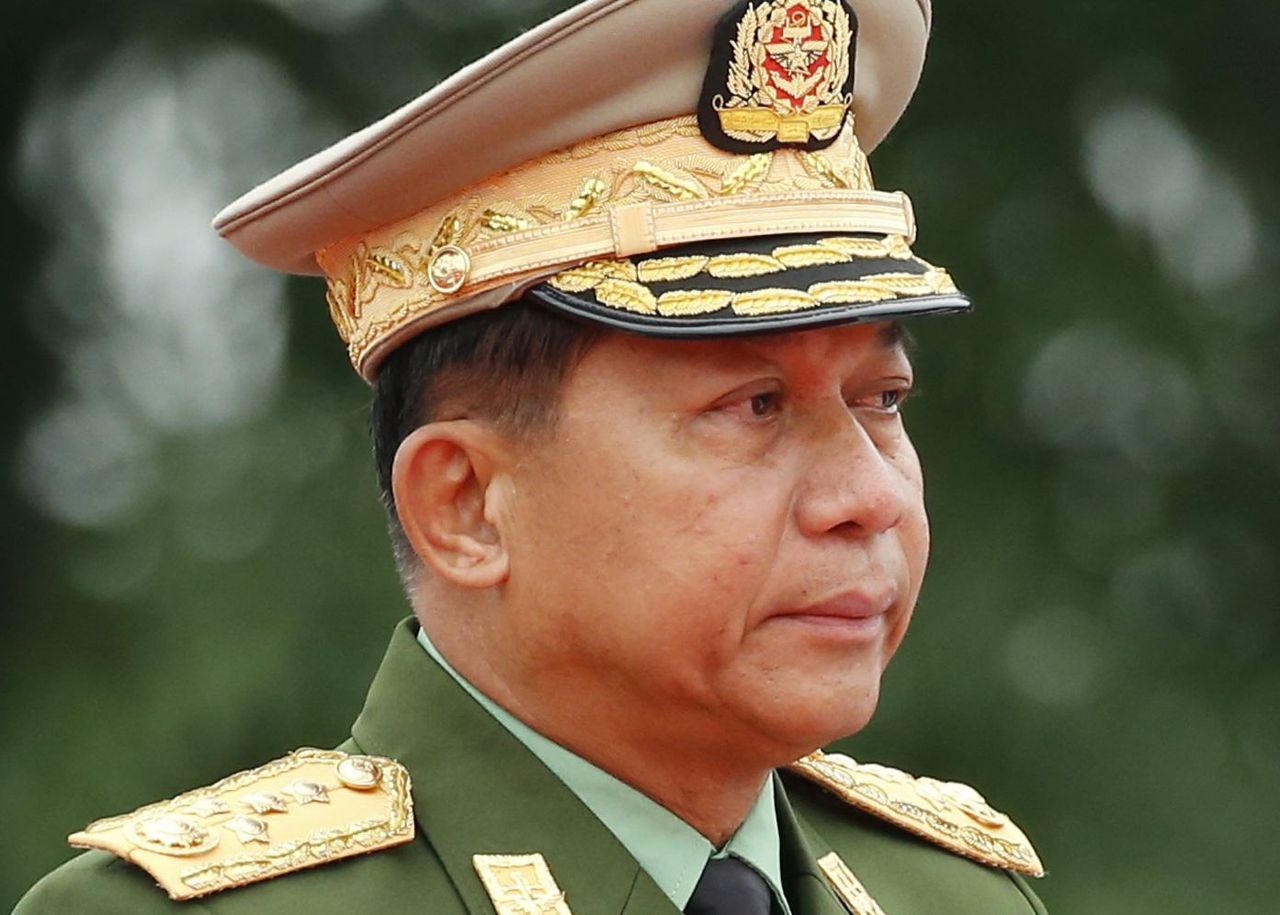 Deze Birmese generaal vindt dat hij gewoon zijn plicht doet 