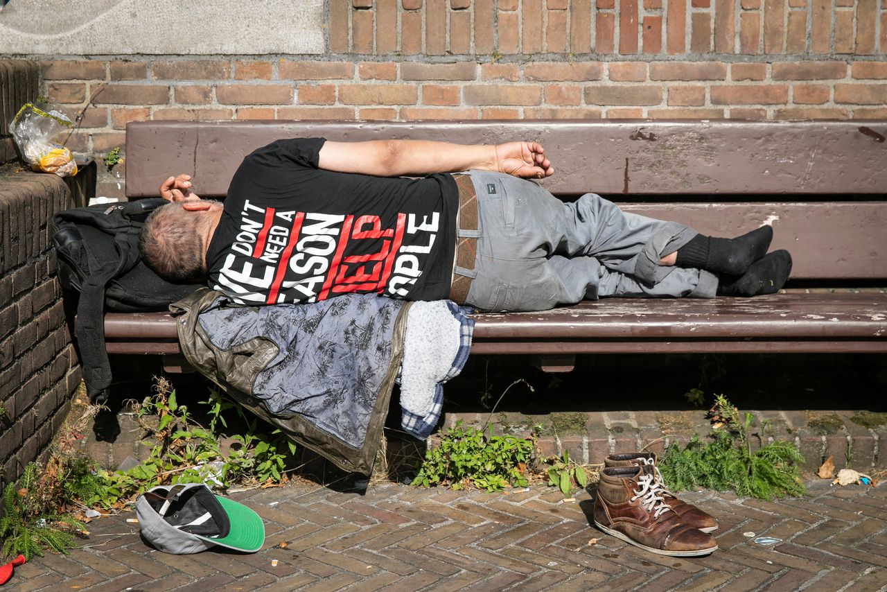 Slapende dakloze in Amsterdam